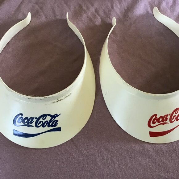 Lot of Vintage Coca Cola Collectibles - Visors, Bags, Magazines etc. - Nice - Picture 11 of 11